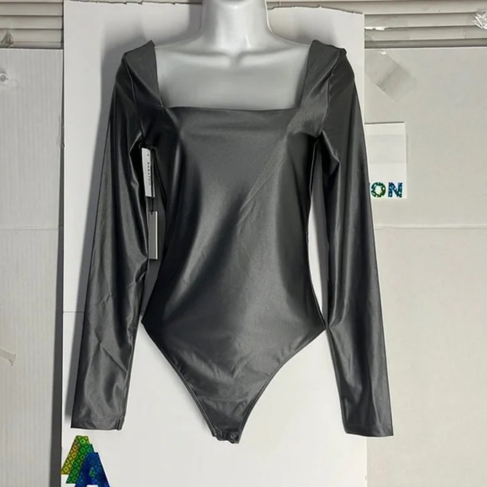 Aritzia Babaton Satinette Square Neck Bodysuit - Ionic Grey - NEW